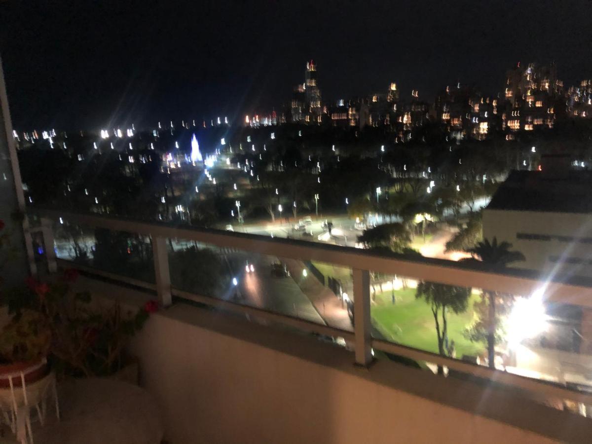 Apartamento Av Kennedy Y Cervino A Metros Embajada Eeuu Buenos Aires Dış mekan fotoğraf